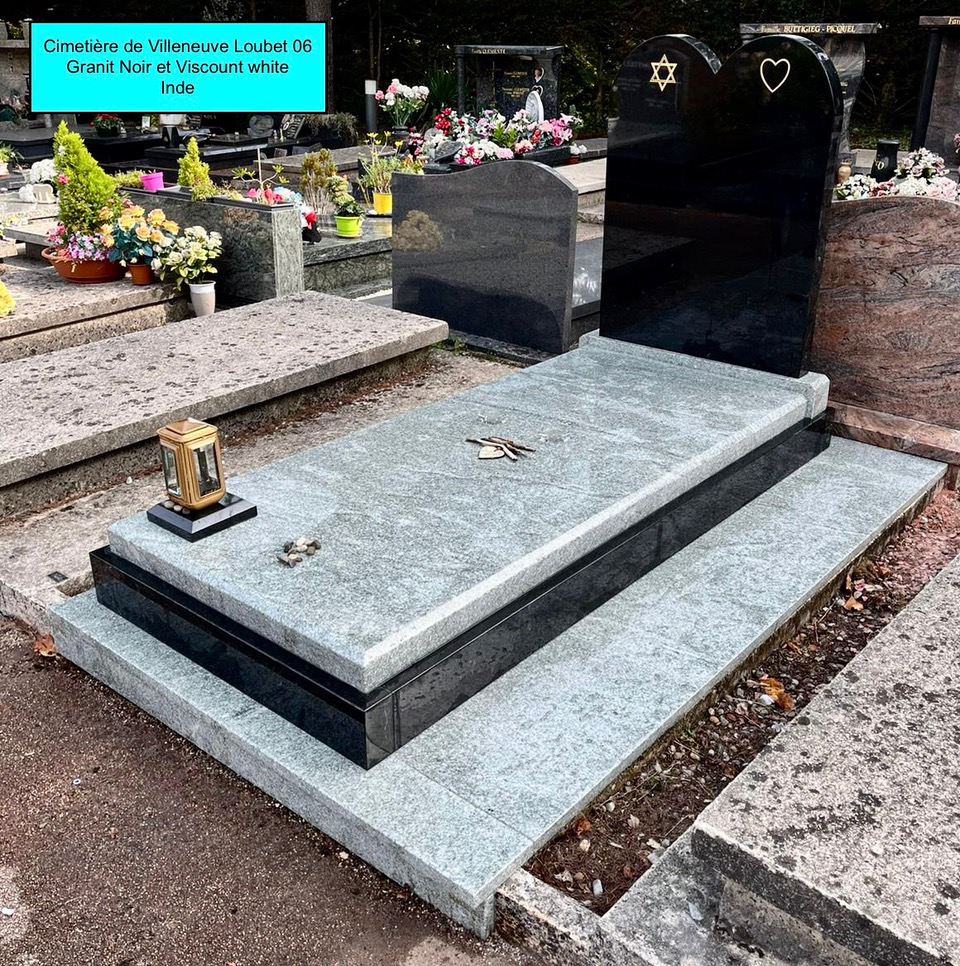3-monument-funeraire-tables-loi